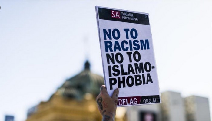 الهجمات المعادية للإسلام في أوروبا والولايات المتحدة باتت تهدد حياة المسلمين