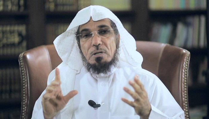 السعودية ترهب وتبتز المغردين الصامتين