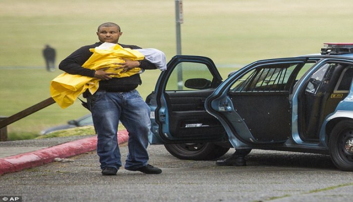 الشرطة الأمريكية تقتل امرأة سوداء "حامل" أمام أطفالها