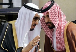 الملك سلمان يعين نجله وليا للعهد ويعزل بن نايف