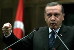 أردوغان: الدعوة لإغلاق القاعدة التركية في قطر "عدم احترام"