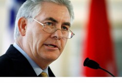 وزير الخارجية الأمريكي يدعو مجددا إلى الحوار لحل الأزمة الخليجية