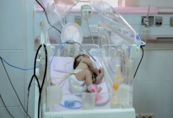 مؤسسات فلسطينية في أوروبا: حرمان مرضى غزة من العلاج جريمة