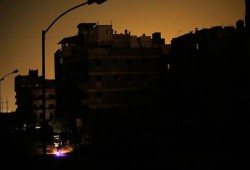 عودة انقطاع التيار الكهربائي فى مصر مع دخول فصل الصيف