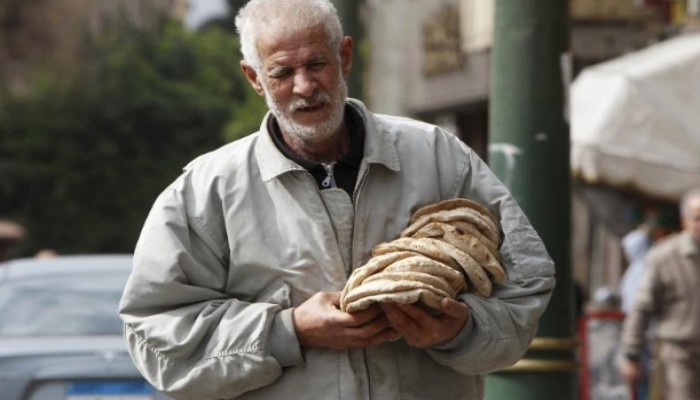 خبير اقتصادي: عام 2018 كارثي على المواطن المصري