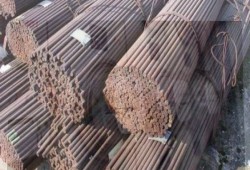 وسط اتهامات بين التجار والمصانع.. زيادات كبيرة بأسعار الحديد