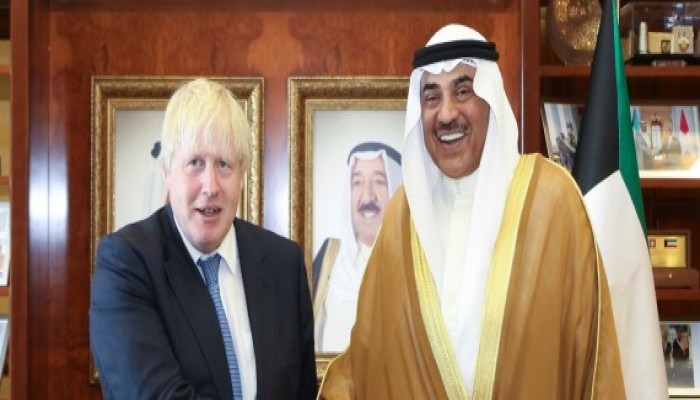 وزير خارجية بريطانيا يدعو دول الحصار لإنهاءه