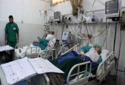 الموت يهدد مرضى غزة جراء تقليص تحويلهم للعلاج في الخارج