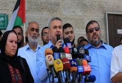 حماس: سنقطع اليد التي تمتد على الأسيرات الفلسطينيات