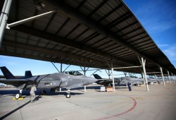 أقمار صناعية تكشف مئات القواعد الأمريكية بالمنطقة العربية