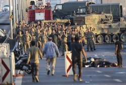 يلدريم: لا فرق بين المنظمات الإرهابية والانقلابات العسكرية