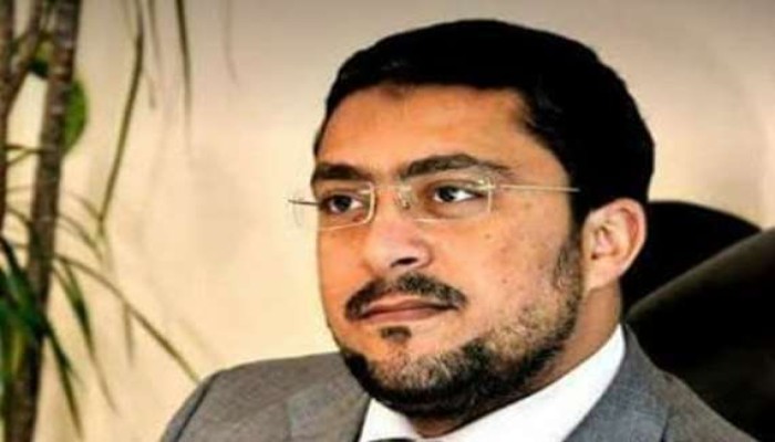 الصحفي أحمد زهران يواجه الموت في سجون السيسي