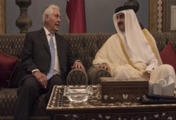 تيلرسون ينهي جولته الخليجية بلقاء أمير قطر مجددا