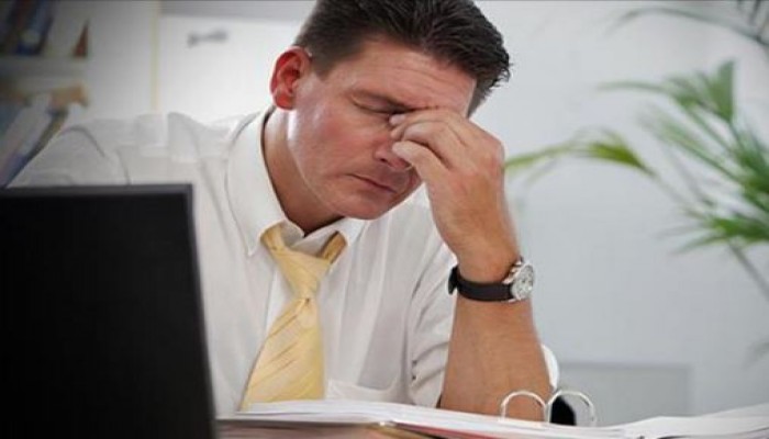 العمل لساعات طويلة يزيد مخاطر اضطراب دقات القلب