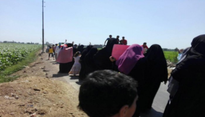 مركز نبروه بالدقهليه يهتفون " الموت ولا المذله"