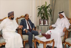 شركات عمانية توسع استثماراتها بقطر
