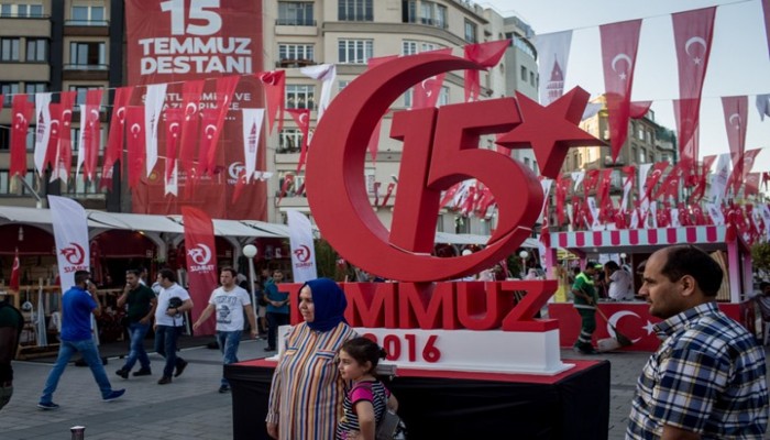 مشاركة لافتة للعرب باحتفالات تركيا بذكرى الانقلاب الفاشل