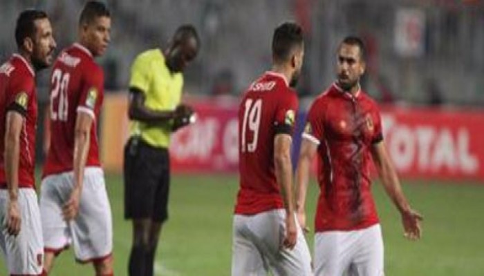 الأهلي يعود لقوامه الأساسى أمام الزمالك فى القمة