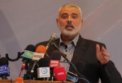 هنية: لن نسمح بتمرير مخططات الاحتلال لتقسيم الأقصى