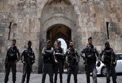 حماس والجهاد تدعوان للنفير وتصعيد الانتفاضة دفاعا عن الأقصى