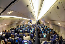 دراسة: المسافرون جوا ينقلون الأمراض أكثر من البعوض