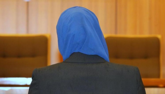 قاض ألماني يرفض مثول سورية أمامه بالحجاب