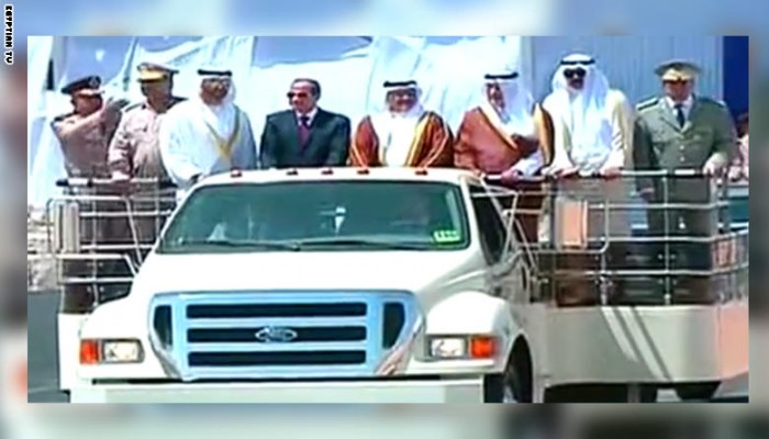 قائدا الانقلاب مهاجما أمير قطر: "تقدر إنت على مصروف مصر"