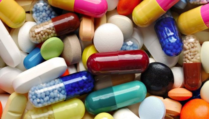 "صحة الانقلاب" وشركات الادوية تستعد لرفع أسعار 4 الآف دواء