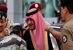 نشر صورة من مقر الإقامة الجبرية لـ "بن نايف" تظهره في وضع غير معتاد