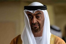ثورة ضد بن زايد في القصر السعودي.. بن نايف يحذر سلمان منه وبن فهد يكيل له السباب