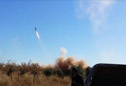 الحوثيون يزعمون قصف قاعدة الملك فهد الجوية غرب السعودية