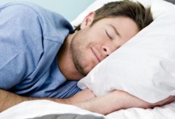 دراسة: النوم الجيد ليلاً يقي من السمنة المفرطة