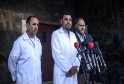 بعد وفاة 23 شخص.. صحة غزة تدعو لاجتماع طارئ يبحث "الإجراءات التعسفية" بحق مرضى القطاع