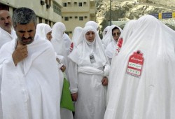 ترحيب سعودي رسمي بحجاج إيران.. وخامنئي يذكّر بـ"منى"