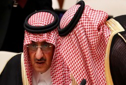 مستشار لـ "بن نايف" هرب إلى دولة أجنبية حاملا أسرار "انقلاب القصر"