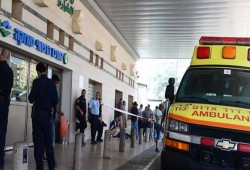 إصابة مستوطن بحالة خطيرة بعملية طعن بـ"تل أبيب"