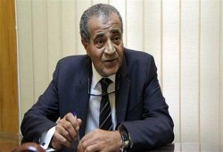 مواطنون عن "عسل وطحينة" التموين: "المهم الزيت والسكر"