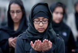تزايد الكراهية يدفع مسلمي أميركا لمواقع التعارف