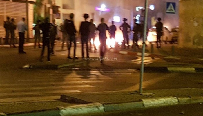 مواجهات شديدة بين شبّانٍ وشرطة الاحتلال في يافا
