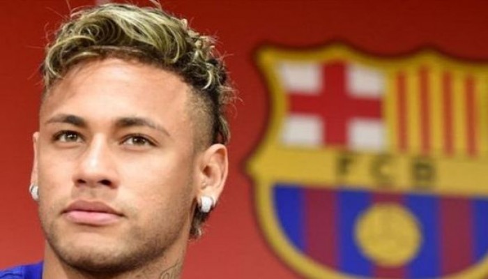 نيمار بعد انتقاله لسان جيرمان: رحلت عن برشلونة لعدم شعورى بأهميتى