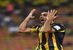 سعوديون يطالبون بطرد «كهربا» من المملكة بعد مشاجرة "الاتفاق"