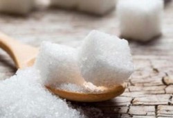دراسة: السكر يزيد من خطر الإصابة بالاكتئاب لدى الرجال