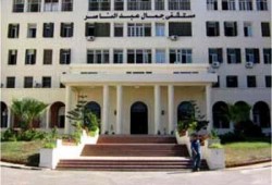 "معلم " يحرر محضر ضد محافظ الإسكندرية بتهمة الإهمال الطبي