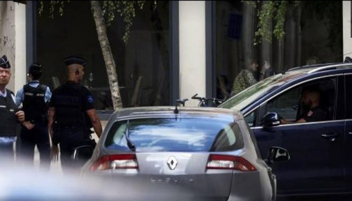 إصابة 6 جنود فرنسيين بحادث دهس شمالي باريس