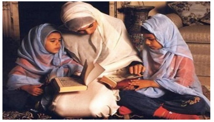 كيف تشجعين طفلكِ على الصدق والصراحة؟