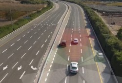 إنتل تنضم إلى سباق السيارات ذاتية القيادة