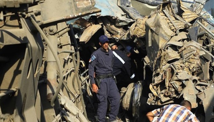 ارتفاع عدد ضحايا حادث قطاري الإسكندرية إلى 44 حالة وفاة