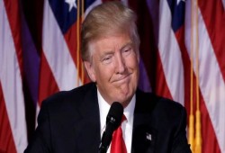 مستشار لترامب يستقيل احتجاجا على "التعصب والتطرف" بعد العنف في تشارلوتسفيل