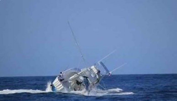 غرق لنش سياحي على متنه 25 شخصًا بالغردقة