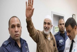 تلاوة القرآن.. تهمة الاحتلال لشيخ الأقصى